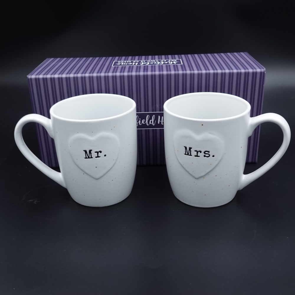 Two 18oz large Coffee Mugs , Ceramic Mug set with Mr & Mrs